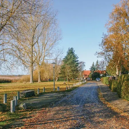 2 Bedroom Gorgeous In Verchen